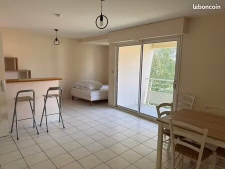 studio 1 pièce 37 m²