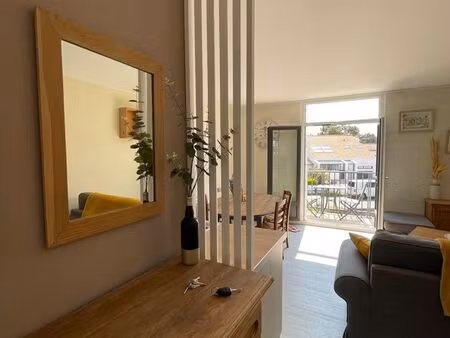 appartement t3(2chambres) avec balcon et parking