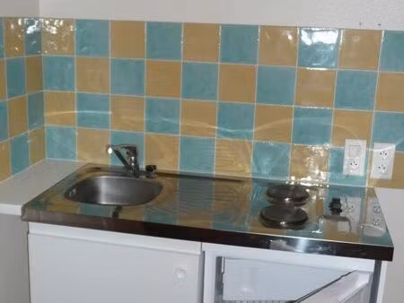 appartement non meuble avec 1 chambre centre ville