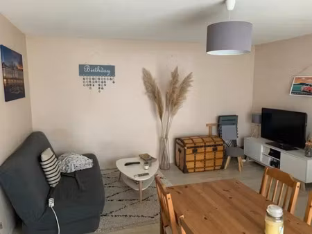 location appartement 2 pièces 49 m² à poitiers (86000)