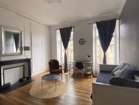 location meublée appartement 1 pièce 35 m² à limoges (87000)  480 €