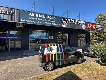 location commerce craponne 69290 208m²
