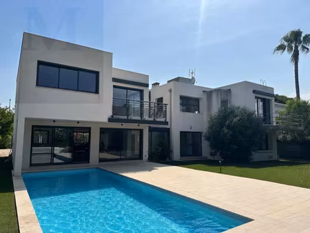 vente villa 6 pièces 320 m² à marseille 8ème (13008)  2 700 000 €