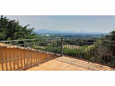 villa roquebrune-sur-argens (83)