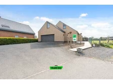 strijpen (zottegem) – villa spacieuse et parfaitement entre…