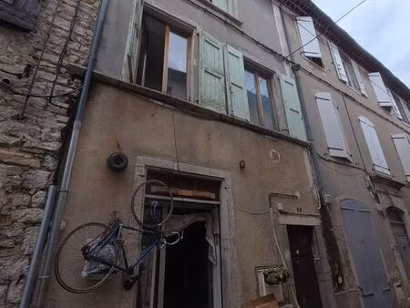 immeuble 7 pièces 98 m²