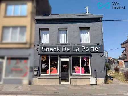 *** a vendre *** maison de commerce + appartement 2 chambres
