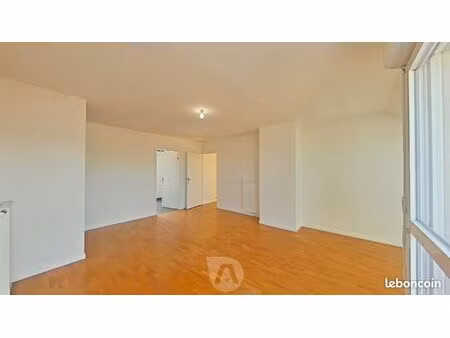 appartement 3 pièces 80 m²