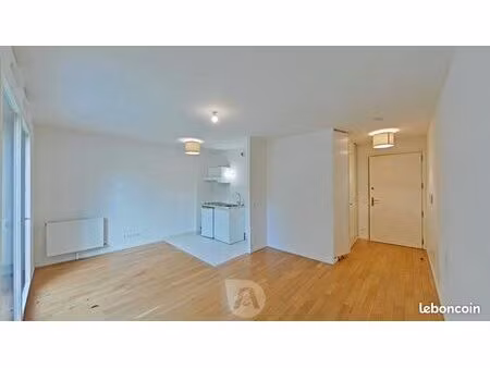 appartement 1 pièce 28 m²