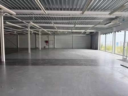 surface commerciale à louer à zwanenbergstraat 29 paal (rwc43099)