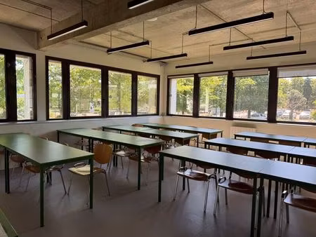vente bureaux 671 m²