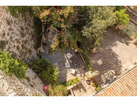 maison de luxe à vendre dans le quartier le sizen