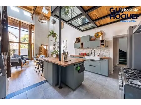 maison 6 pièces 140 m²