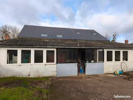 location atelier + appartement