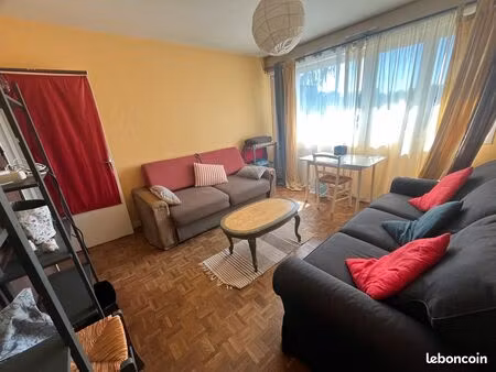 t1 bis meublé 31m2 étudiant - centre laval (53000)