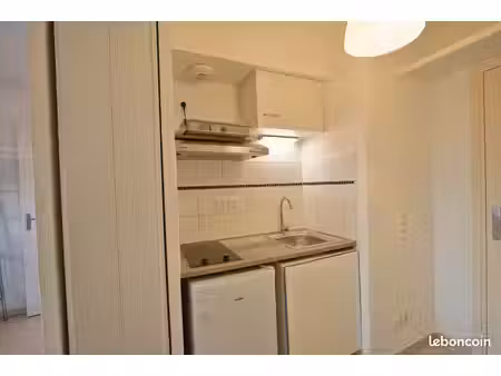 rodilhan - studio 20 m2 à louer