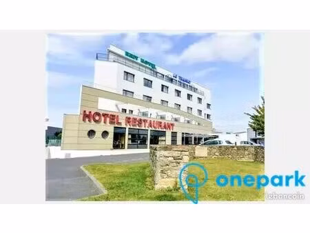 parking/box 12 m² st malo