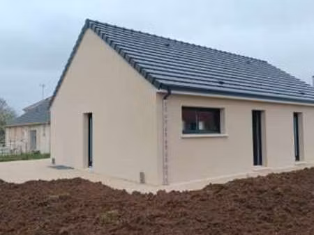 location maison à argentré-du-plessis (35370) : à louer / 38m² argentré-du-plessis