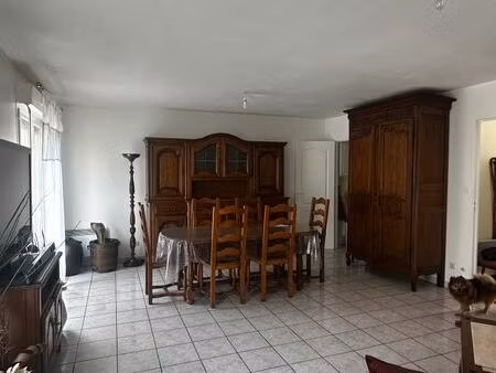 t4 non meublé - libourne - garage et jardin 1100