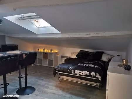 studio à epinal place des vosges