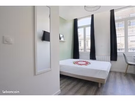 appartement 1 pièce 14 m²