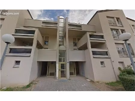 appartement 3 pièces 98 m²