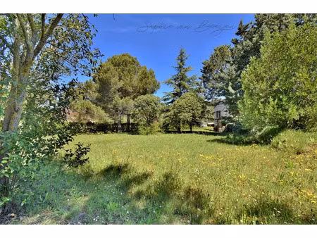 vente terrain 1423 m² à eguilles (13510)  490 000 €