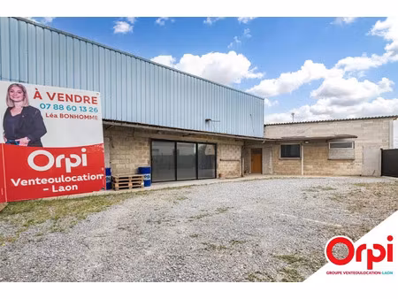 vente locaux professionnels à laon (02000)  124 900 €