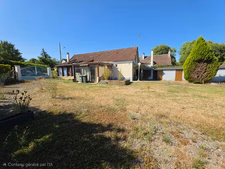 a vendre  maison de plain-pied à jouet sur l aubois.