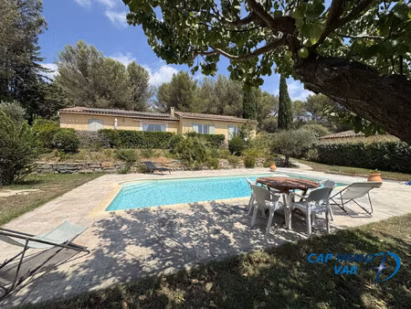 villa t5 de 140 m² avec piscine