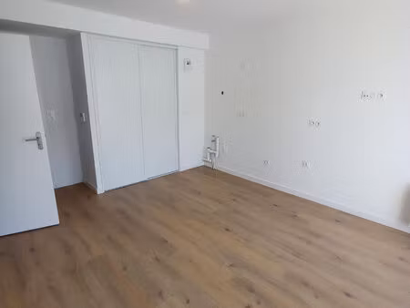 location angers * t1 bis* a205 * clos saint martin_a202