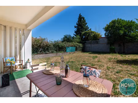 maison avec jardin et garage