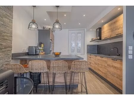 appartement en duplex - entièrement rénové