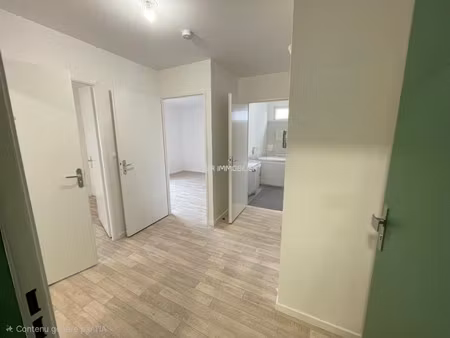 appartement f3 récent avec balcon et parking - stains