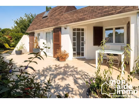 maison de plain pied 3 chambres  grand jardin