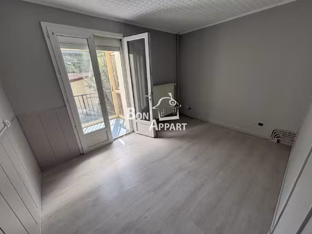 maison à louer à moutiers