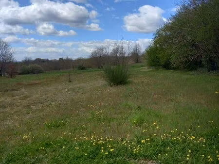 en campagne direction a68 terrain constructible