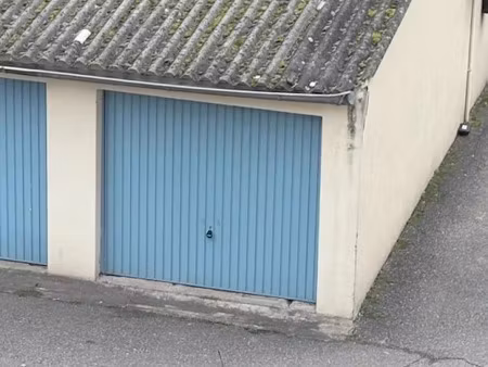 vente parking 13 m² à lyon 8ème (69008)  22 000 €