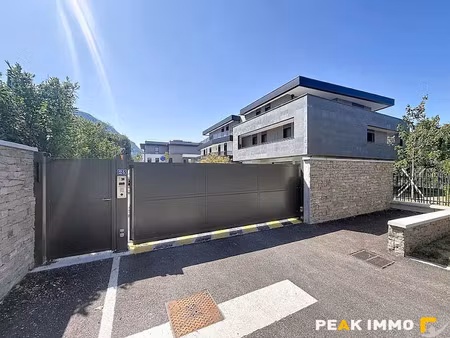 vente parking 14.5 m² à annecy-le-vieux (74940)  45 000 €
