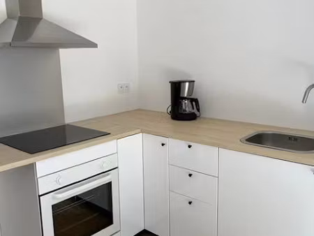 location meublée appartement 1 pièce 25 m² à prinquiau (44260)  550 €