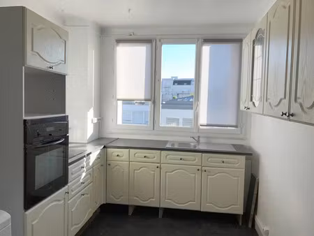 location meublée appartement 1 pièce 72 m² à tours (37000)  430 €