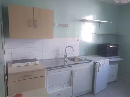 location appartement 1 pièce 40 m² à tulle (19000)  425 €