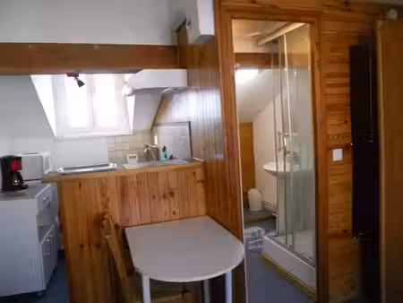 location meublée appartement 1 pièce 21 m² à perigueux (24000)  410 €