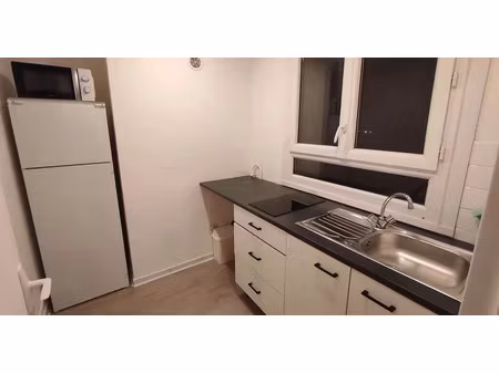 location appartement 1 pièce 23.8 m² à le mans (72000)  500 €