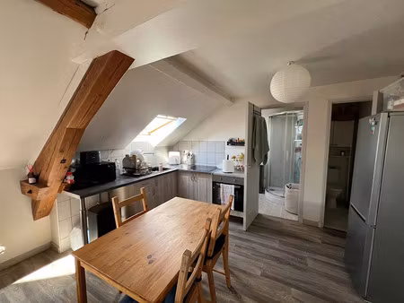 location meublée appartement 3 pièces 35 m² à nevers (58000)  480 €