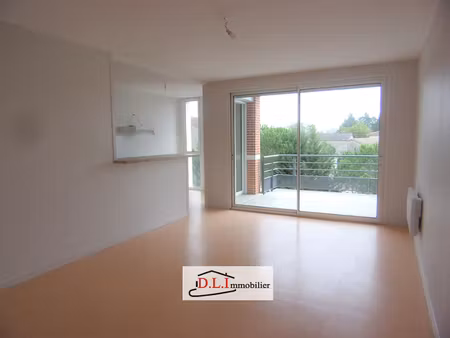 location appartement 3 pièces 68 m² à moissac (82200)  598 €