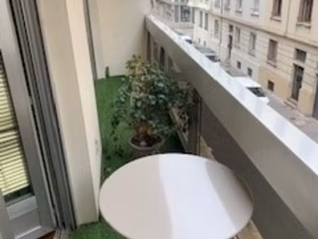 coup de coeur dans belle résidence de lyon 6 / t1 bis / idéal étudiant ou jeune actif