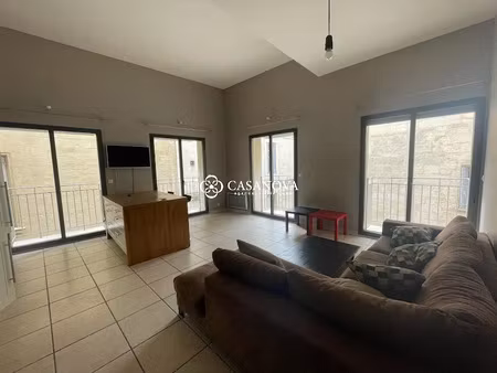 location meublée appartement 3 pièces 65 m² à montpellier (34000)  1 078 €
