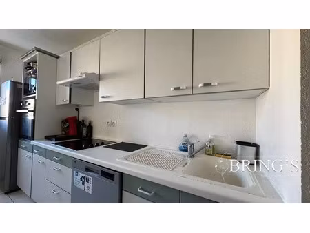 location meublée appartement 3 pièces 72.56 m² à nice (06000)  1 600 €