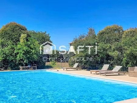t3 dans belle résidence sécurisée avec piscine.